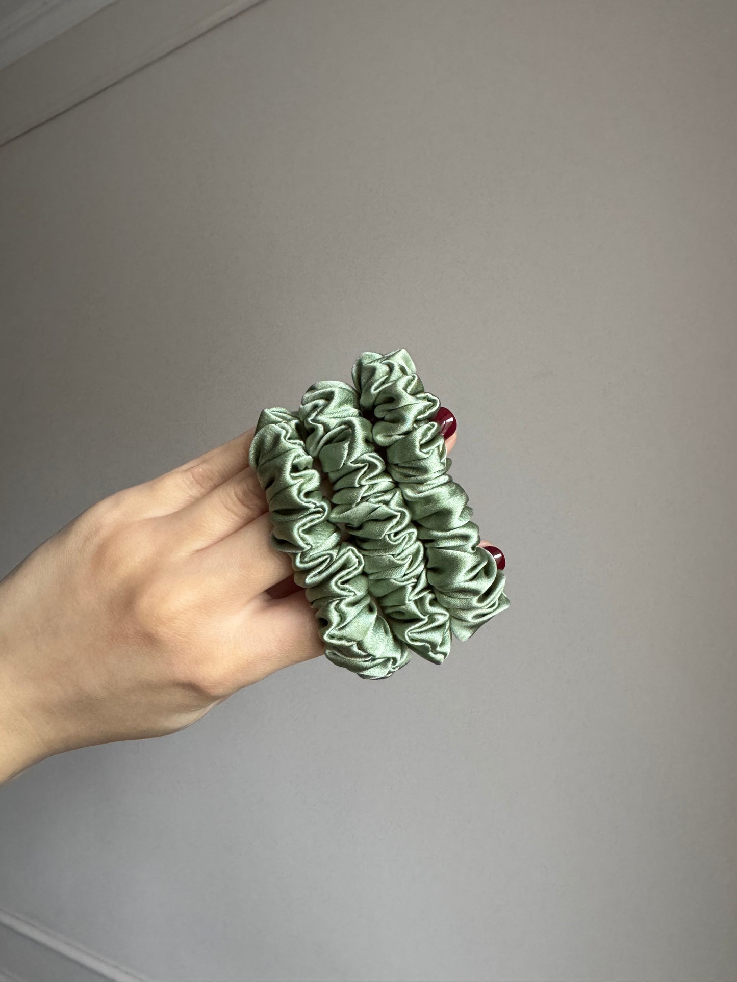 SILK scrunch mini