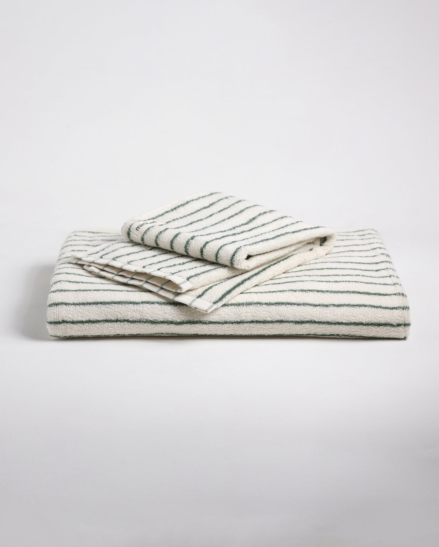 Набір рушників Білий у зелену смужку