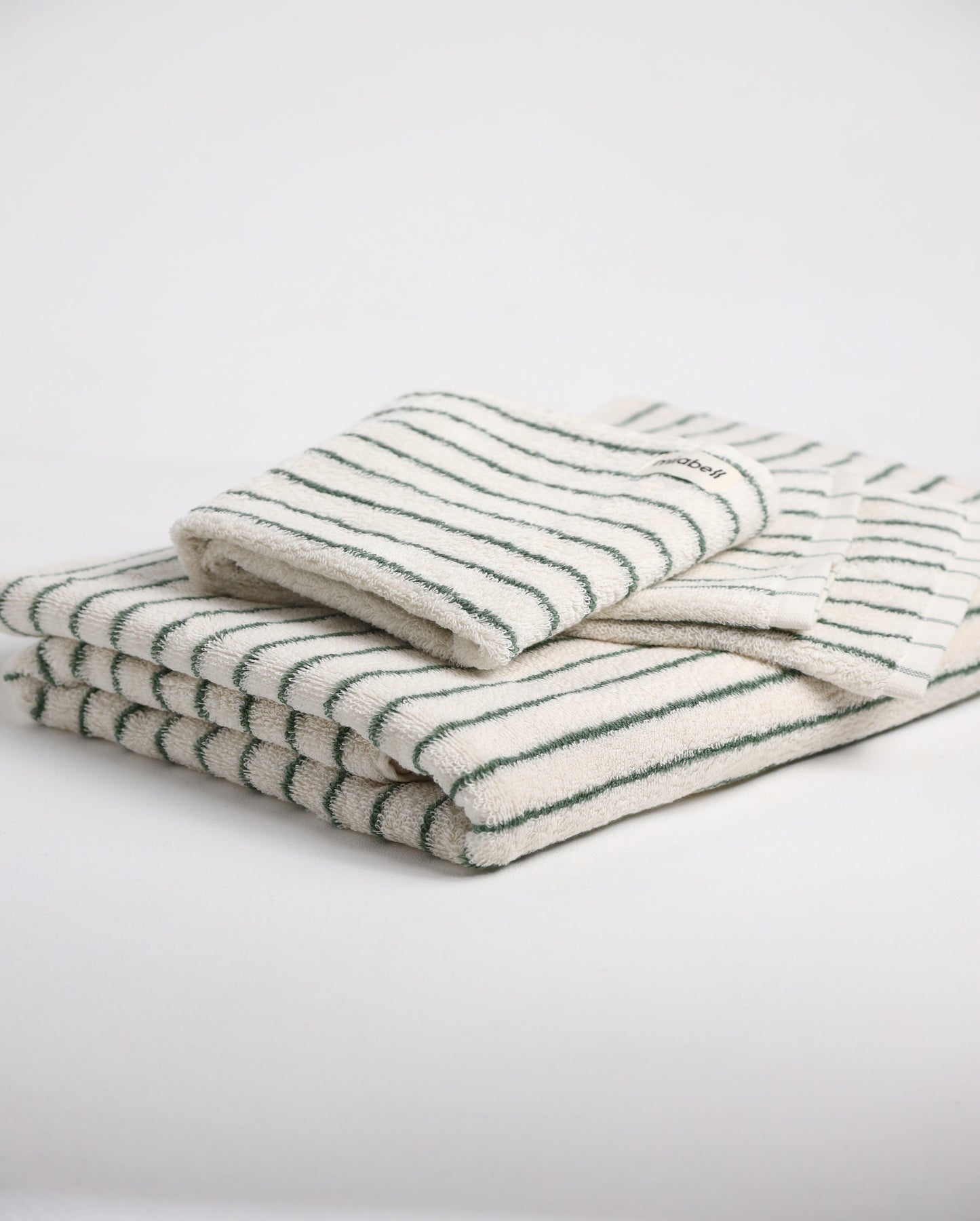 Набір рушників Білий у зелену смужку