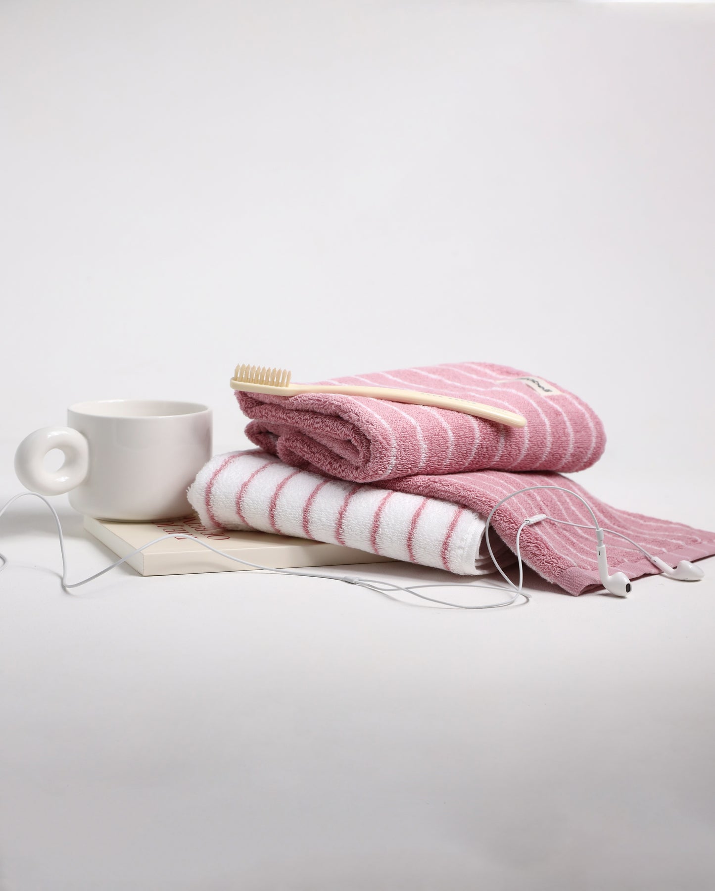 Набір рушників Білий у рожеву смужку