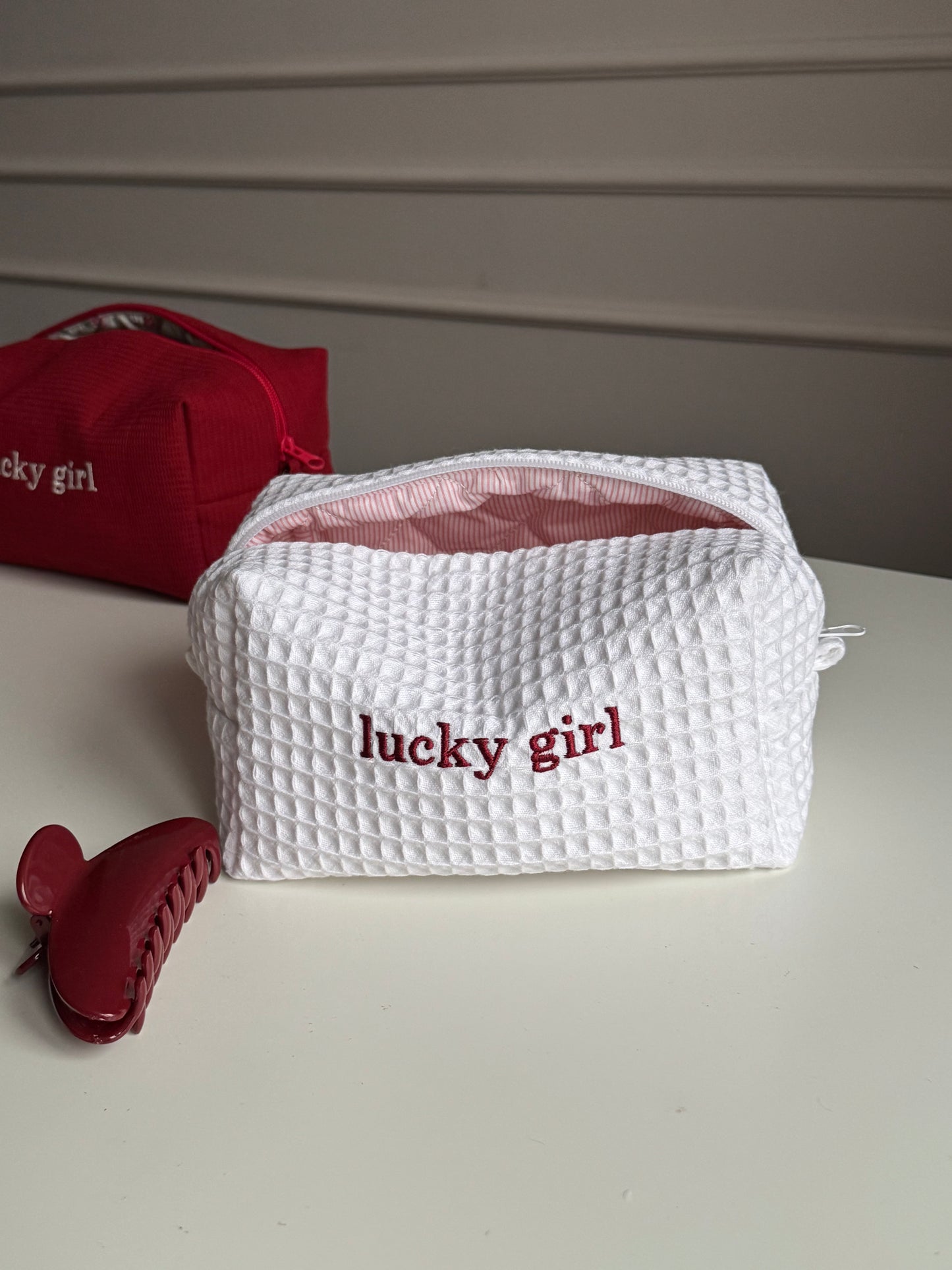 Вафля молочна з вишивкою "Lucky girl"