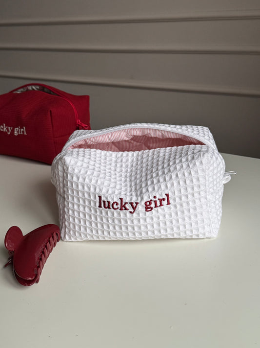 Вафля молочна з вишивкою "Lucky girl"