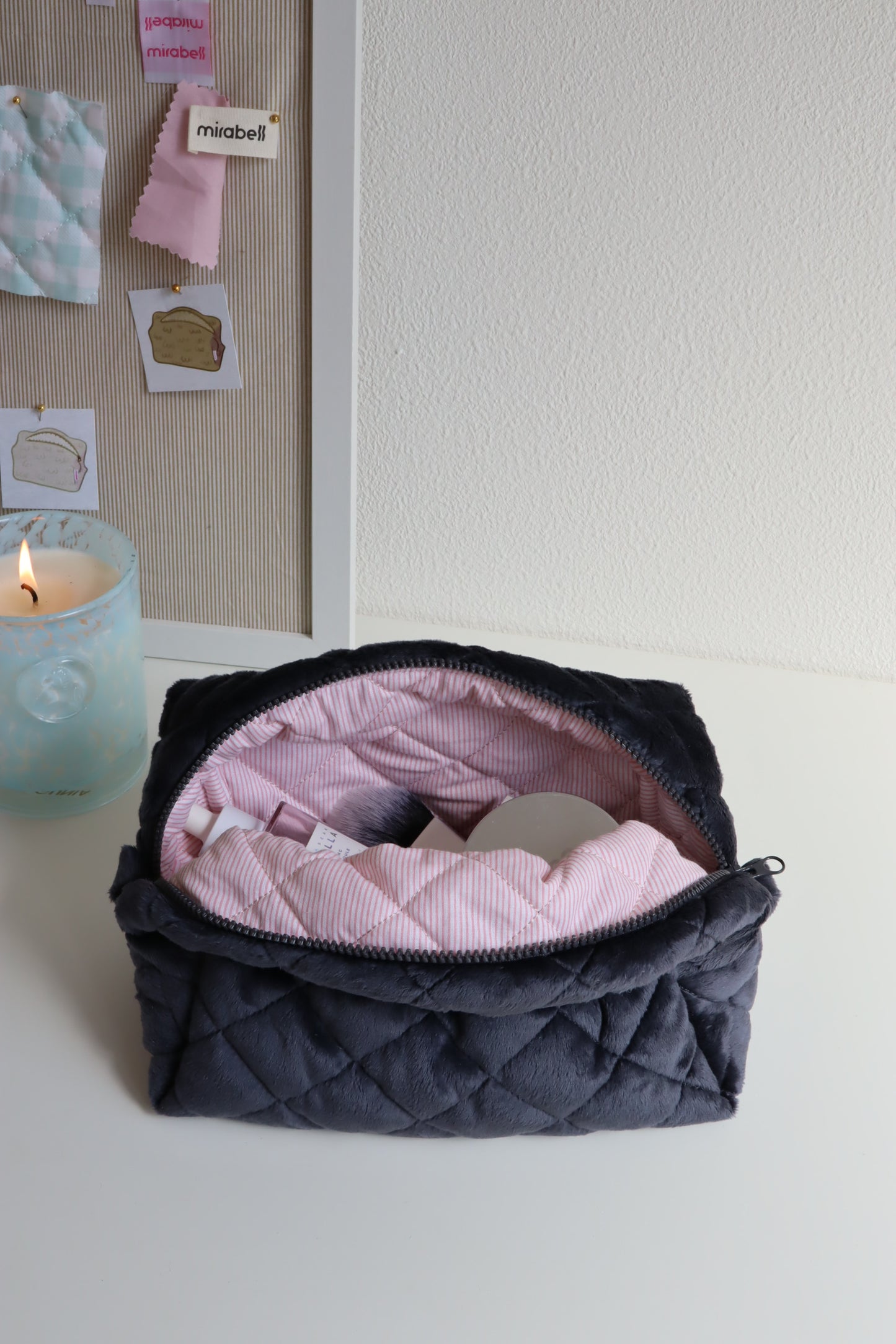 Bellis cosmetic bag