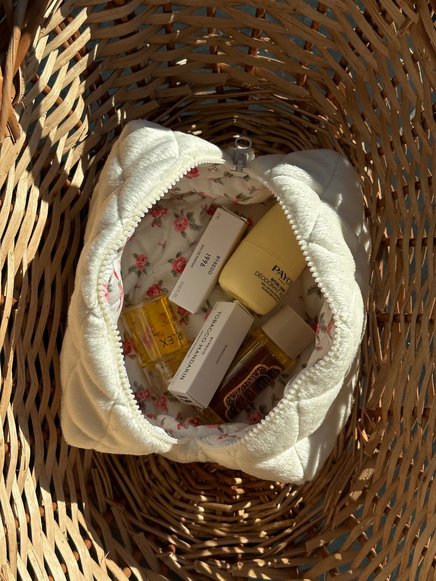 ELSA RED cosmetic bag