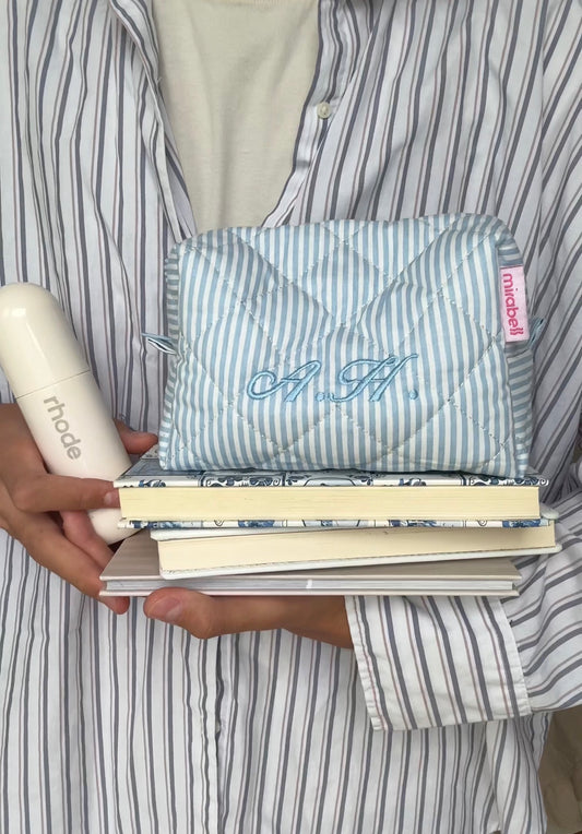 Блакитна смужка cosmetic bag