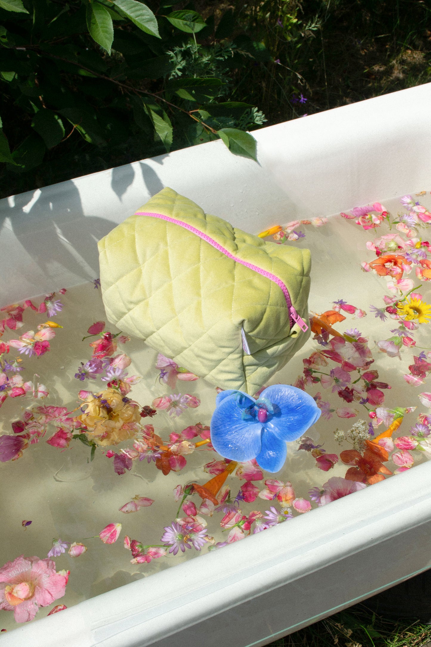 OLIVE cosmetic bag квіти