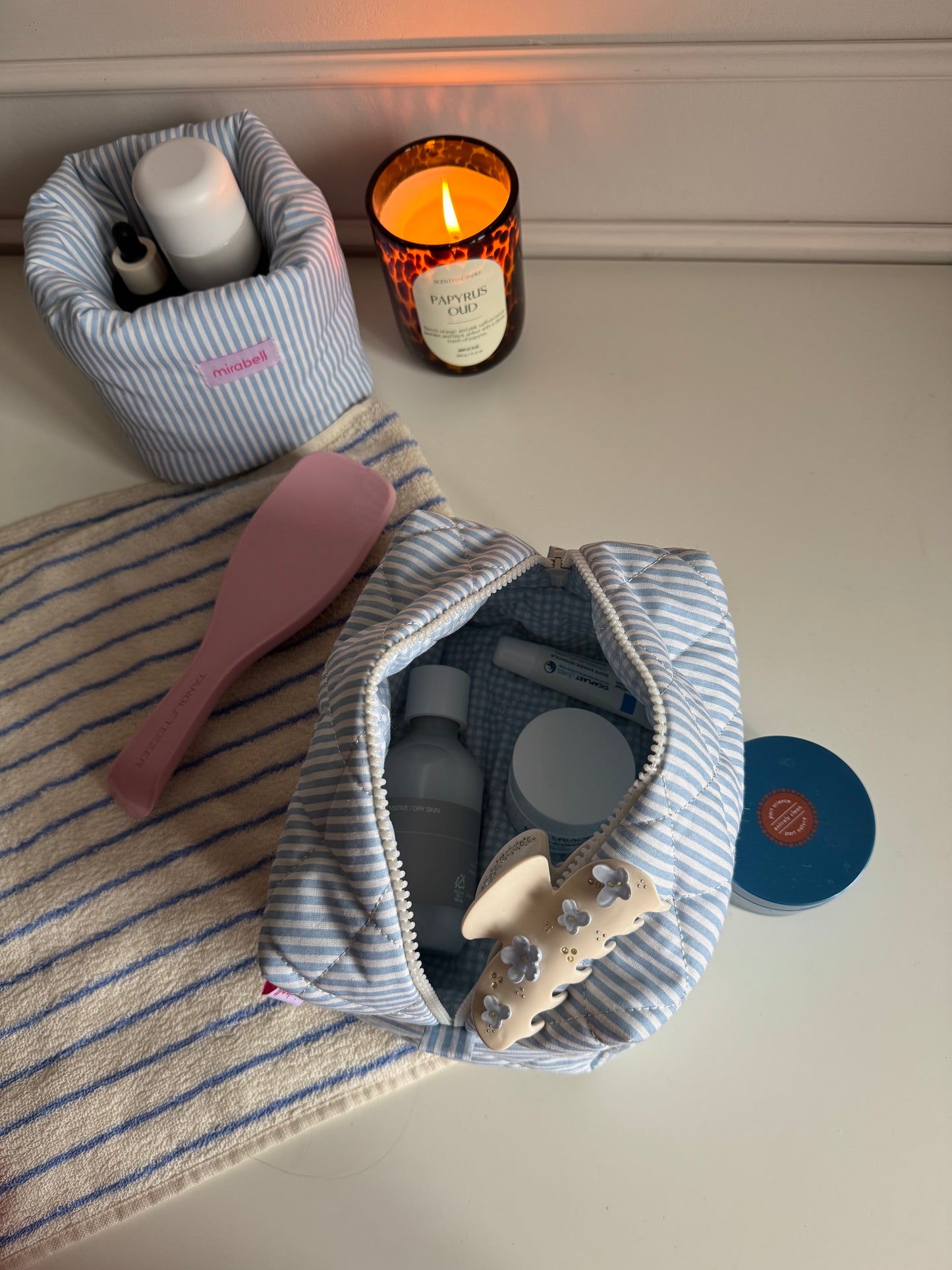 Блакитна смужка cosmetic bag