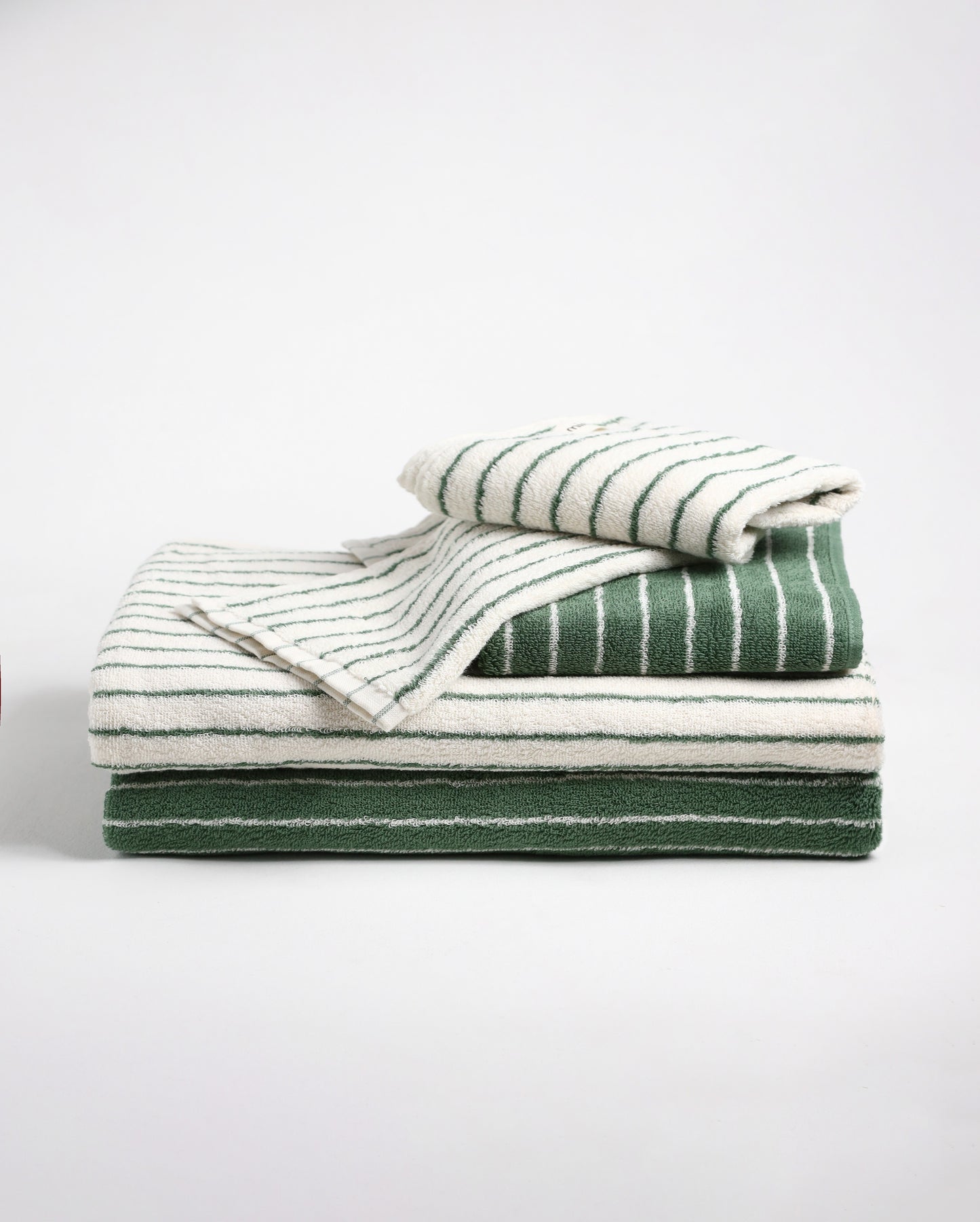 Набір рушників Білий у зелену смужку