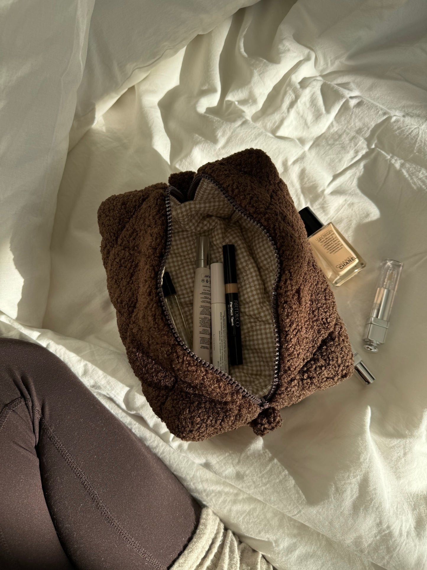 CHOCOLATE TEDD cosmetic bag