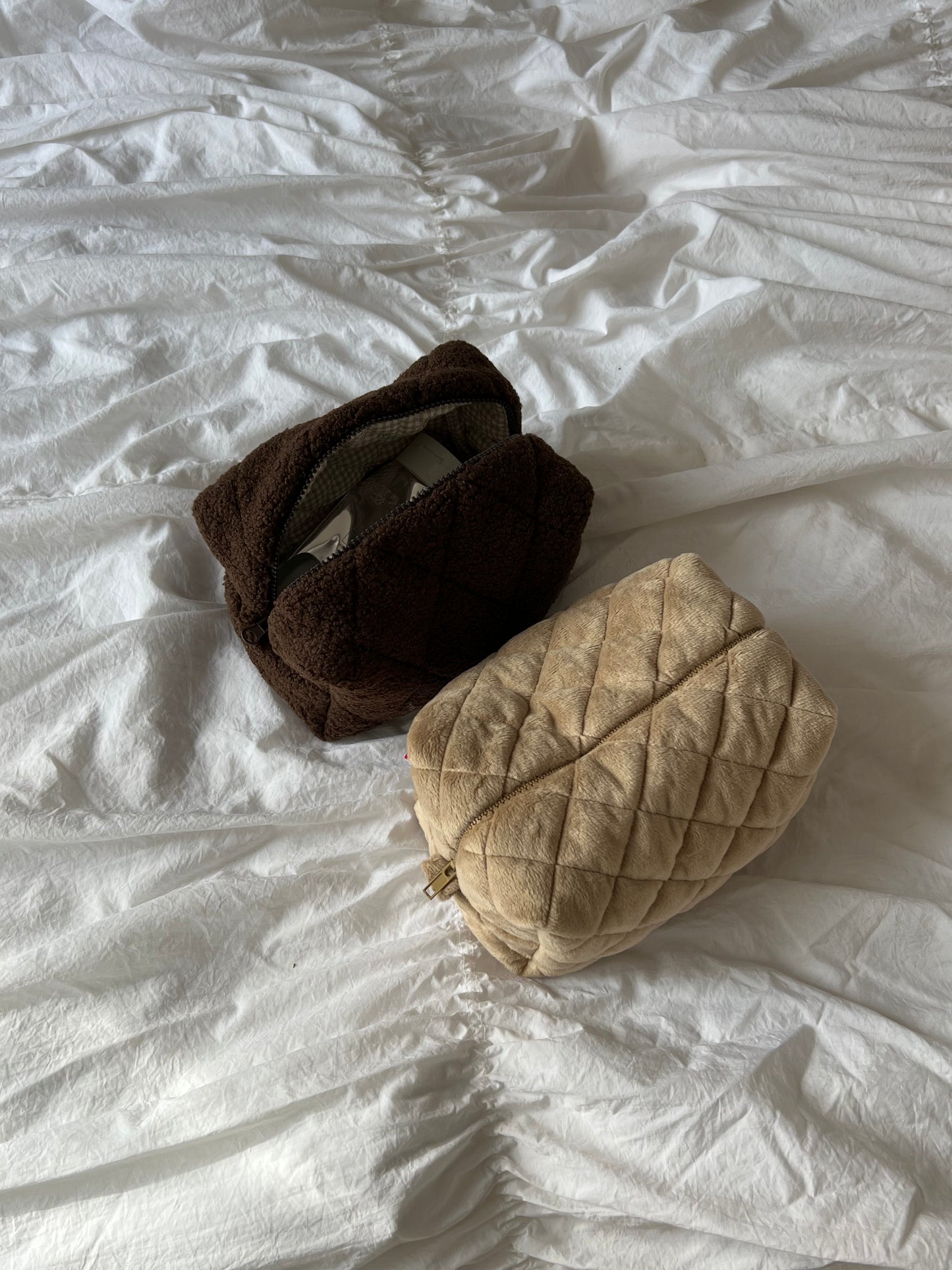 CHOCOLATE TEDD cosmetic bag