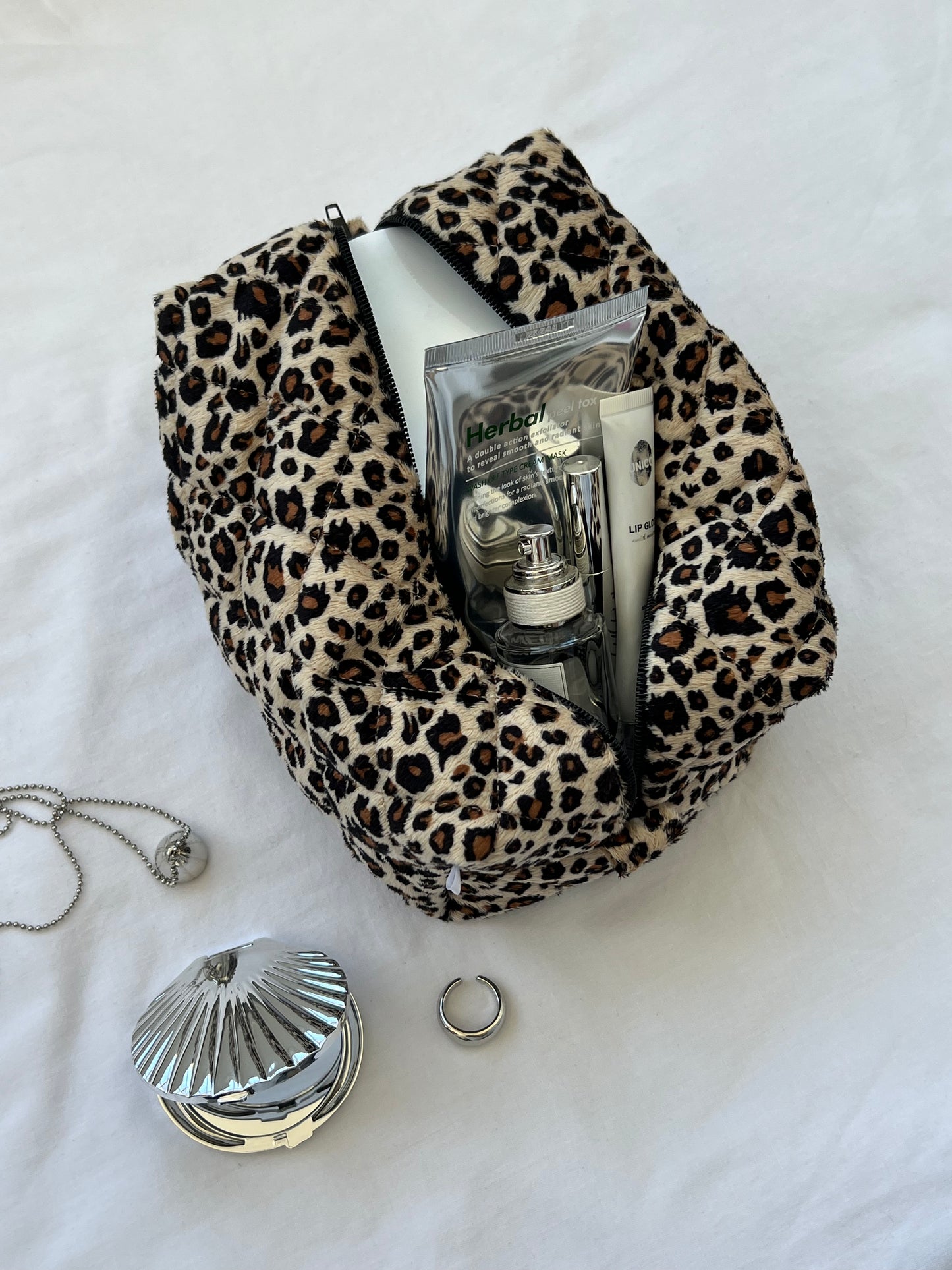 Леопардова